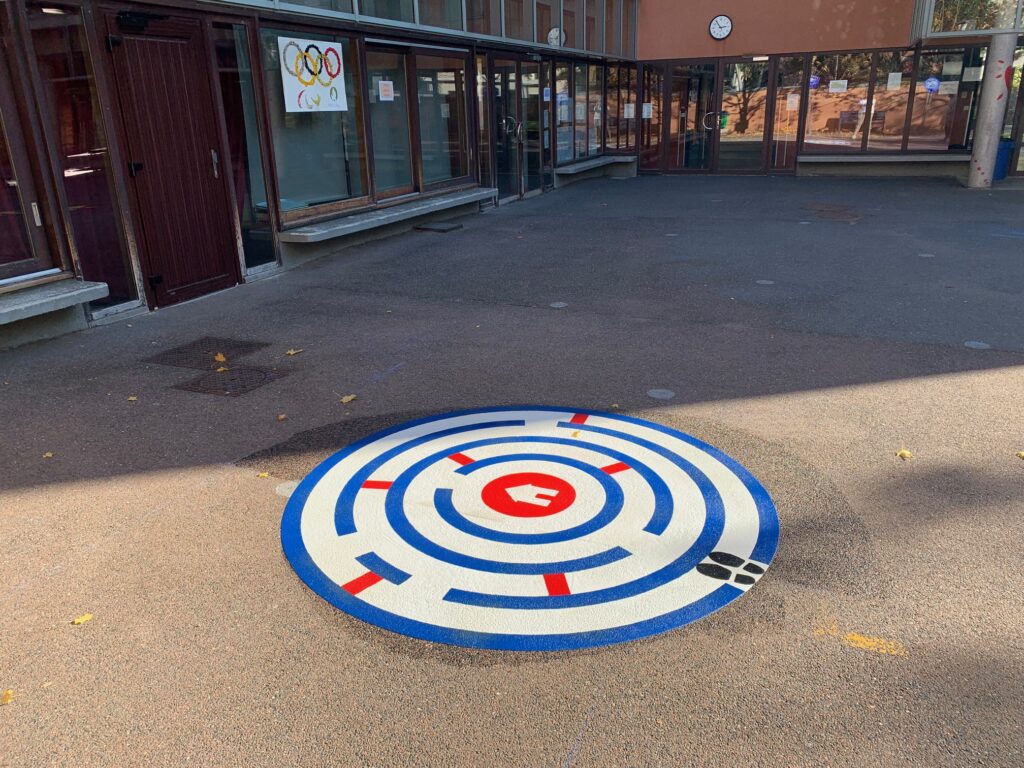 Cours de récréation Saint Joseph